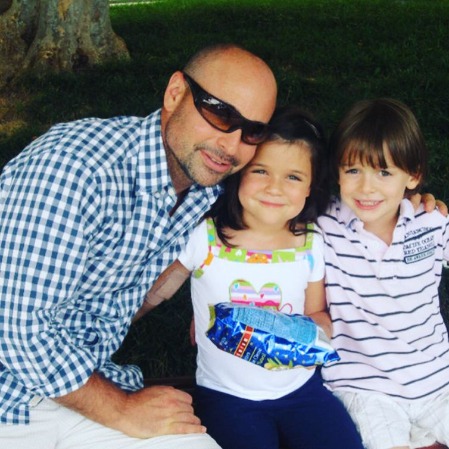 Mitchell Schnapp with his twin children Chloe Schnapp and Noah Schnapp.